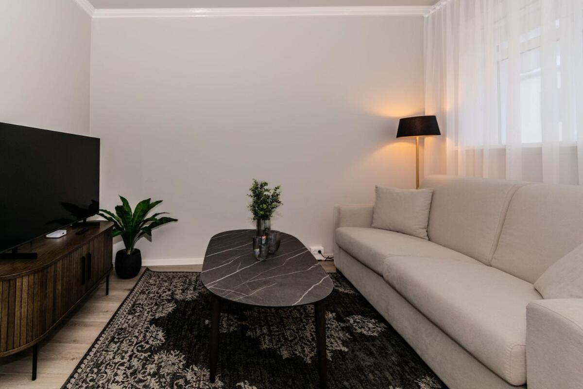 Framnesvegur - Two Bedroom Central Apartment Reykjavík Eksteriør bilde